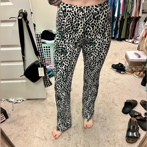 Motel Cheetah Flares - Picture 6 of 7